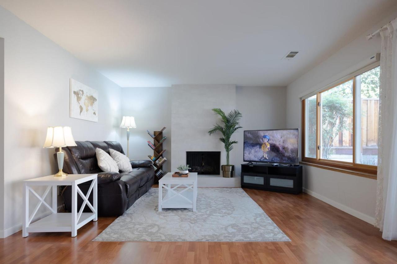 @ Marbella Lane - 4Br Cozy Home In Sj Pool San José Zewnętrze zdjęcie