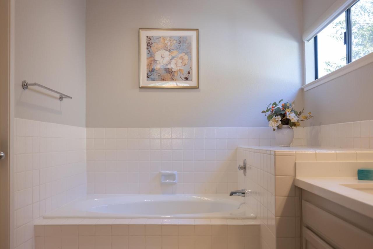 @ Marbella Lane - 4Br Cozy Home In Sj Pool San José Zewnętrze zdjęcie